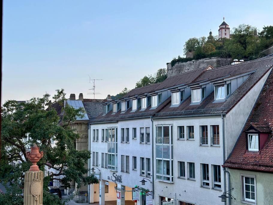 Wohnung Alte Mainbruecke - Gratis Kaffee - Netflix - Balkon Würzburg Dış mekan fotoğraf